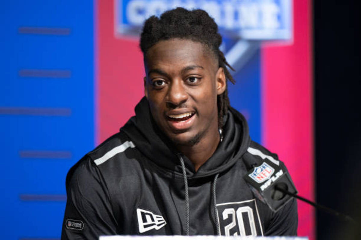 Jelani Woods